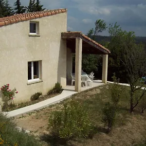 https://domaine-la-fontaine-du-cade.hotels-rhonealpes.com